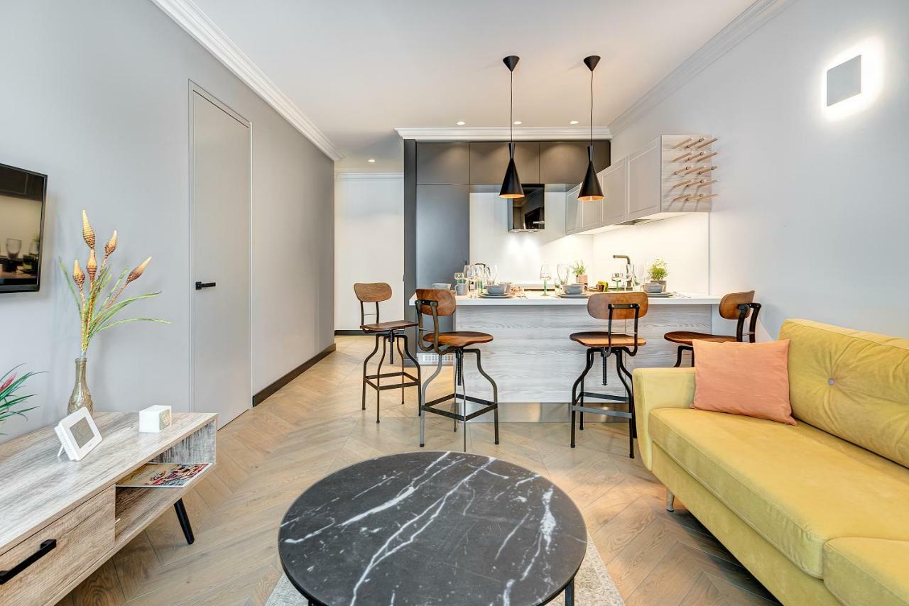 Happy Inn Presidential, Self Check-In, Parking In The Underground Garage Vilnius Bagian luar foto