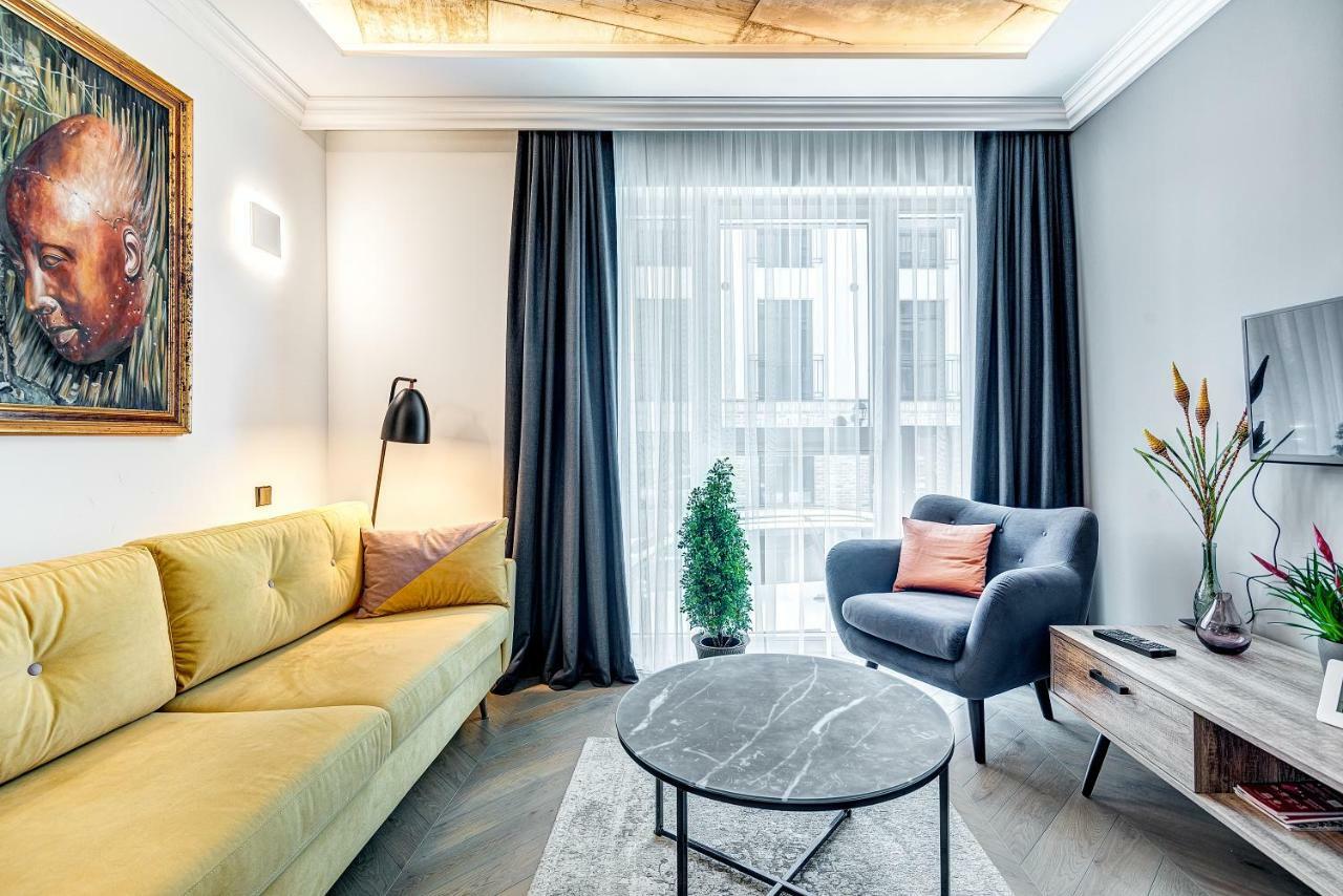 Happy Inn Presidential, Self Check-In, Parking In The Underground Garage Vilnius Bagian luar foto