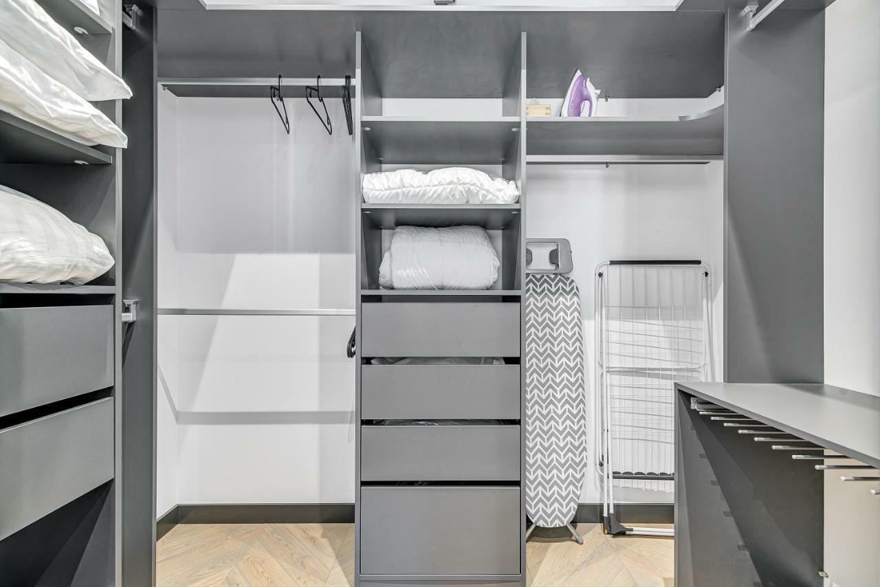 Happy Inn Presidential, Self Check-In, Parking In The Underground Garage Vilnius Bagian luar foto